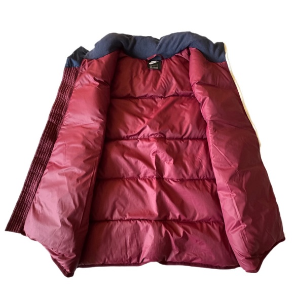 NWOT Nike Storm-fit Down-fill Windrunner Shield Vest - Picture 8 of 8